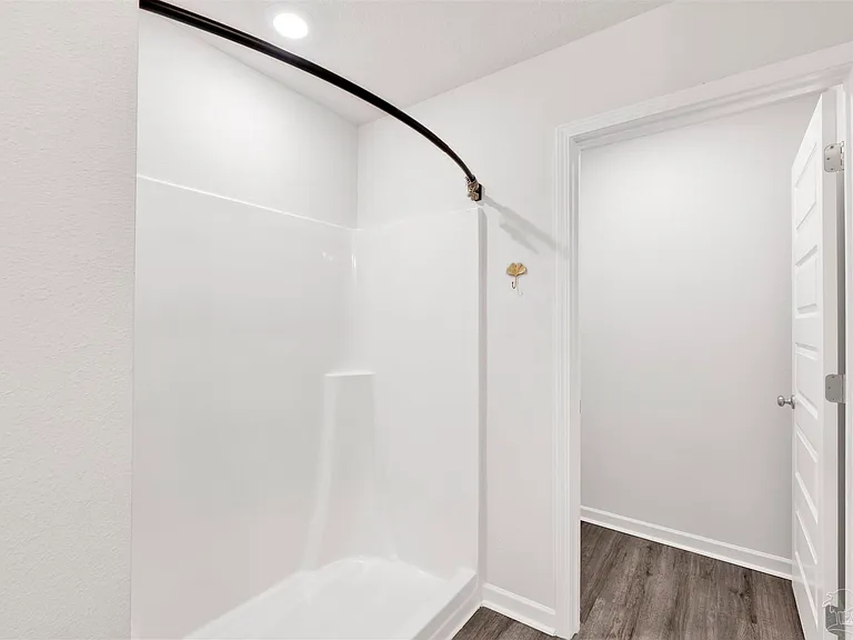 6304 Firefly Dr — Photo 12