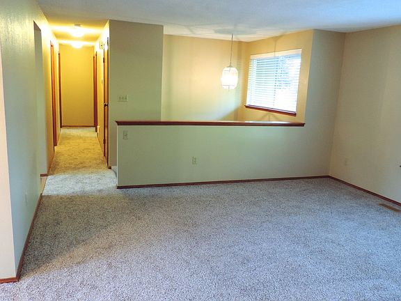 5th image of 16427 NE 107th Pl