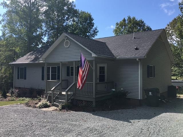 1st image of 374 Windward Dr