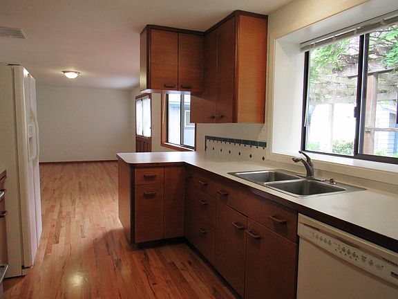 Kitchen (May 2019)