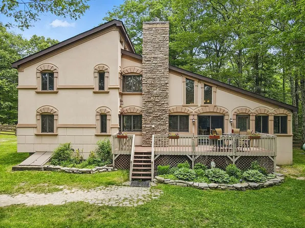 357 Sawkill Rd, Milford, PA 18337