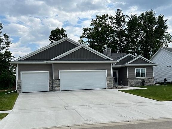 2nd image of 4308 Scottys Dr