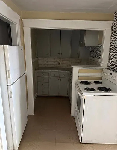 32 Cottage St #D Photo 1