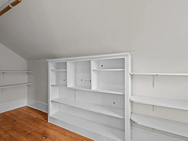 504 Parks Village Rd — Photo 29