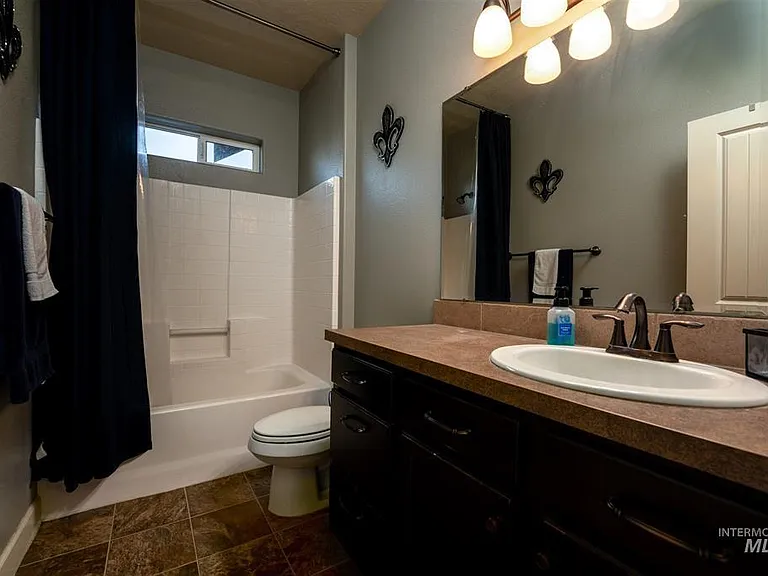 10241 W Breckfield St — Photo 27