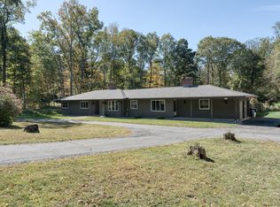 63 Laurel Grove Dr, Higganum, CT 06441