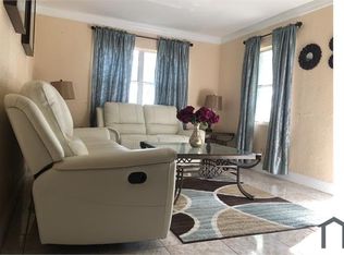 2701 N 52nd St, Tampa, FL 33619