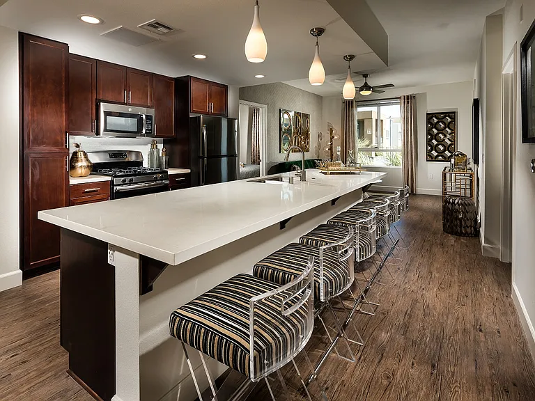 Corona, CA Metro at Main Apartments kitchen
