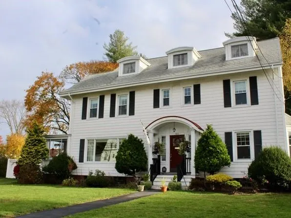 153 Chapel St, Lincoln, RI 02865