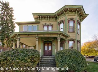 415 E Galena Blvd #1, Aurora, IL 60505