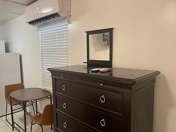 Dresser.