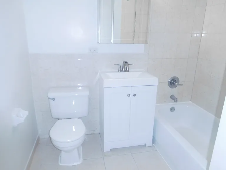 13702 Northern Blvd #2F — Photo 10