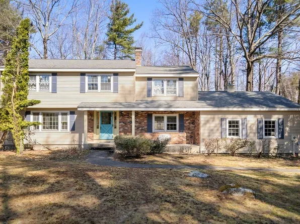 56 Brunnell Dr, Holden, MA 01520