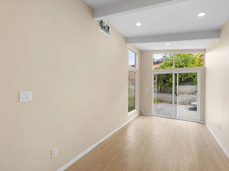 5410 Baja Dr — Photo 10