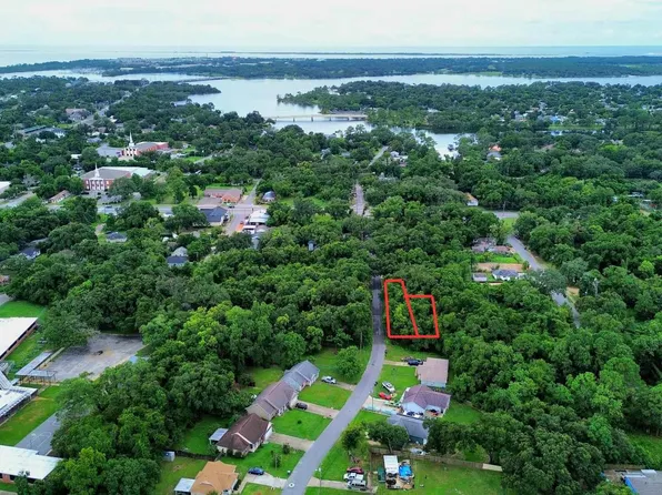 107 N Jamaica St, Pensacola, FL 32507