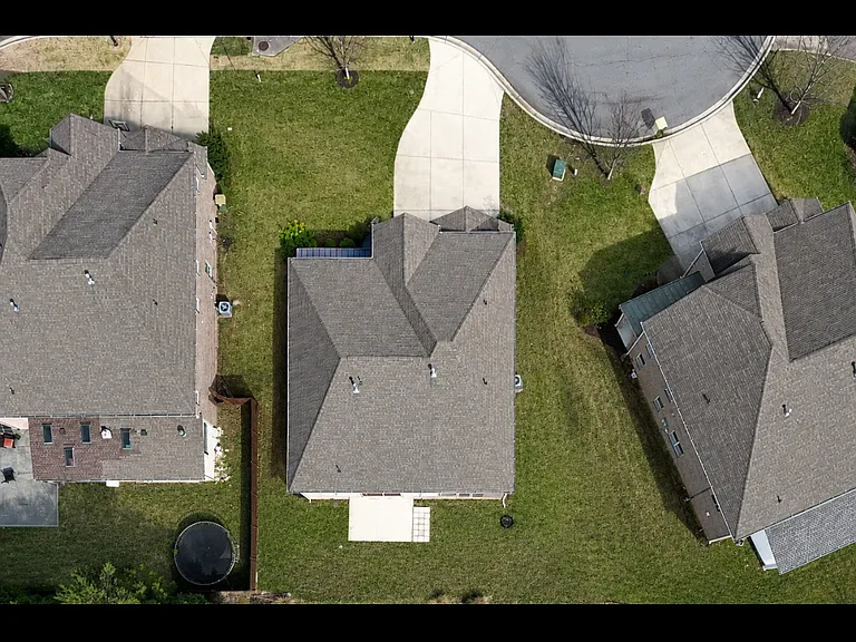7770 Harbison Hollow Ln — Photo 28