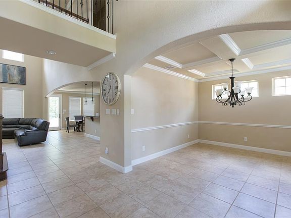 3rd image of 154 Caribou Ct