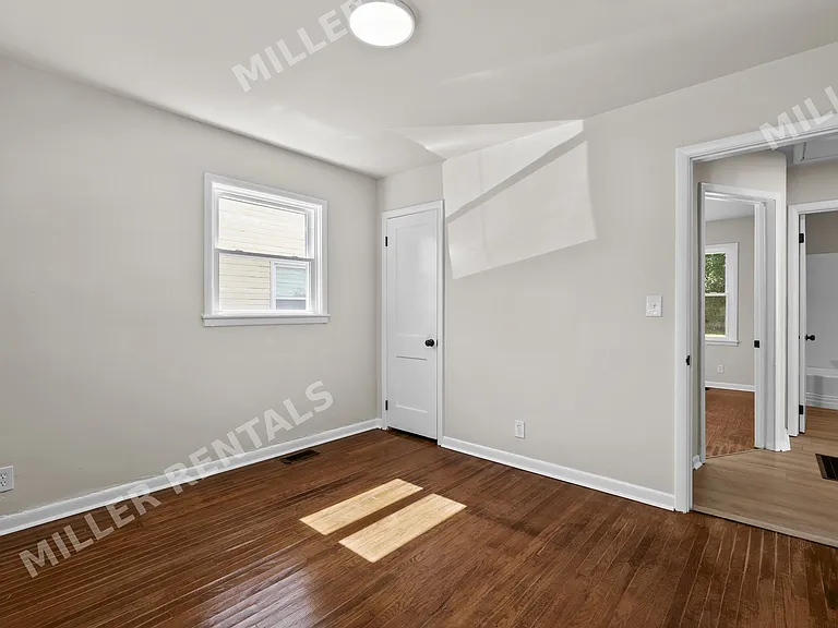3606 Hudson Ave — Photo 13