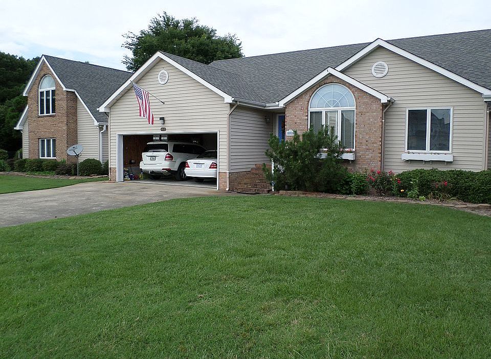 Main House & Guest house