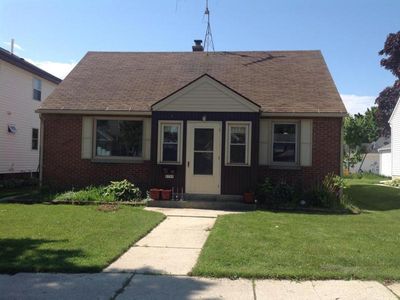 1719 Grams Ct, Sheboygan, WI, 53081