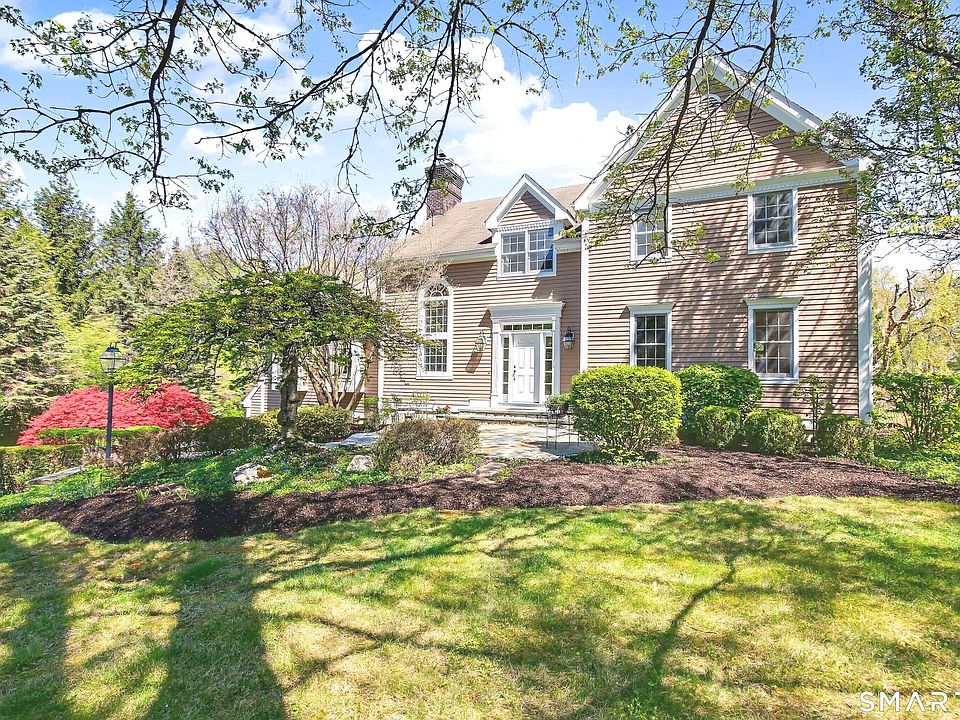 1st image of 7 Jeremiah Sanford Road