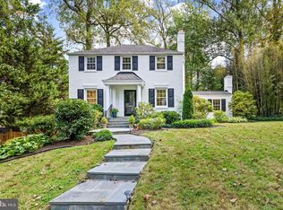 5911 Harwick Rd, Bethesda, MD 20816