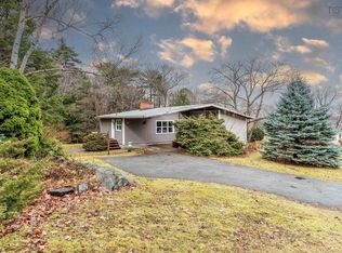 37 Sherbrooke Dr, Halifax, NS B3M 1P6