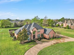 101 Chapel Hill Dr, Lewisville, TX 75077