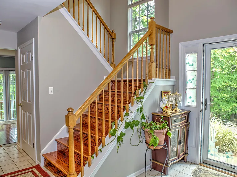 14 Taft Ct — Photo 5
