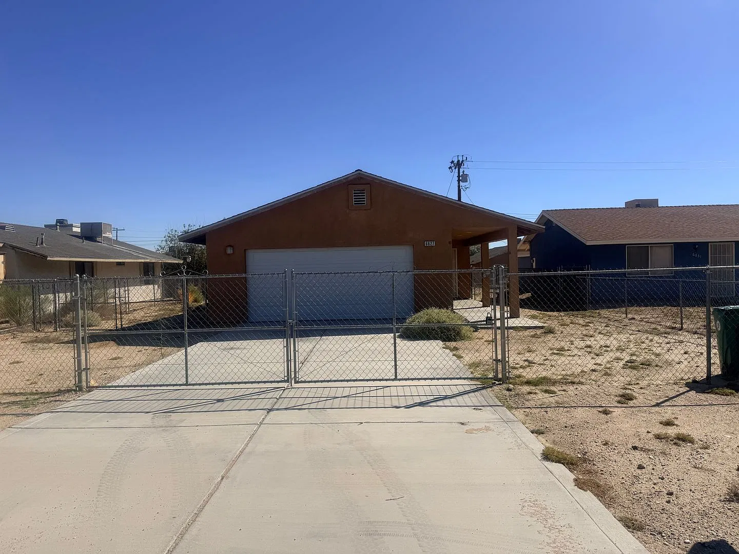 3 Bedroom Home in 29 Palms for Rent — Photo 2