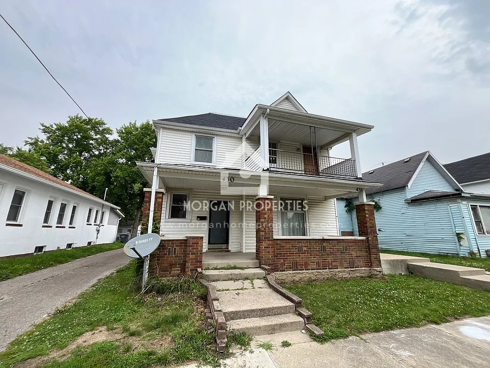430 W 7th St