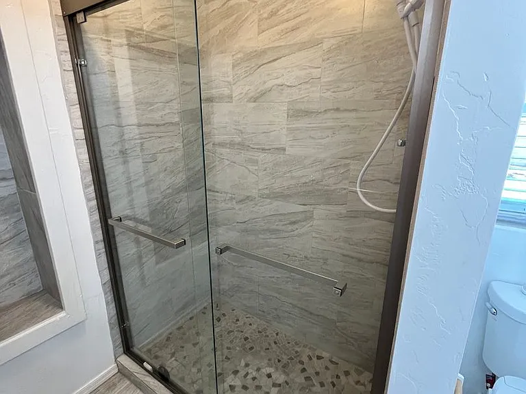2220 E Grant Rd — Photo 22