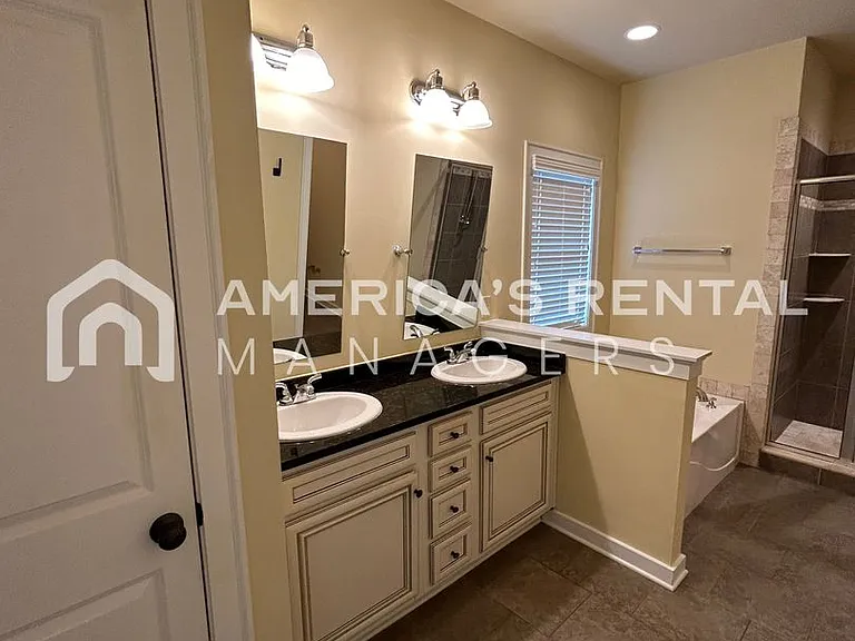 3651 Chalybe Cv — Photo 29