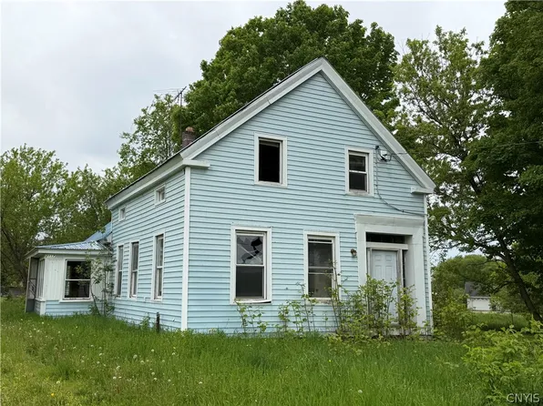 3117 Military Rd, Newport, NY 13416