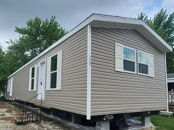 51074 Mott Rd Trailer 170, Canton, MI 48188