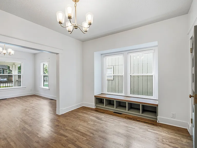 4724 Delmar St — Photo 18