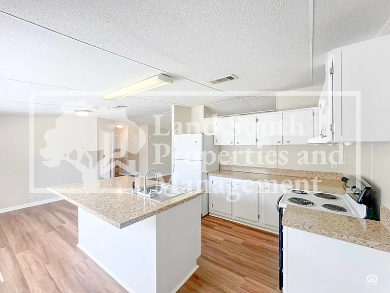 3230 J And J Manor Rd — Photo 5