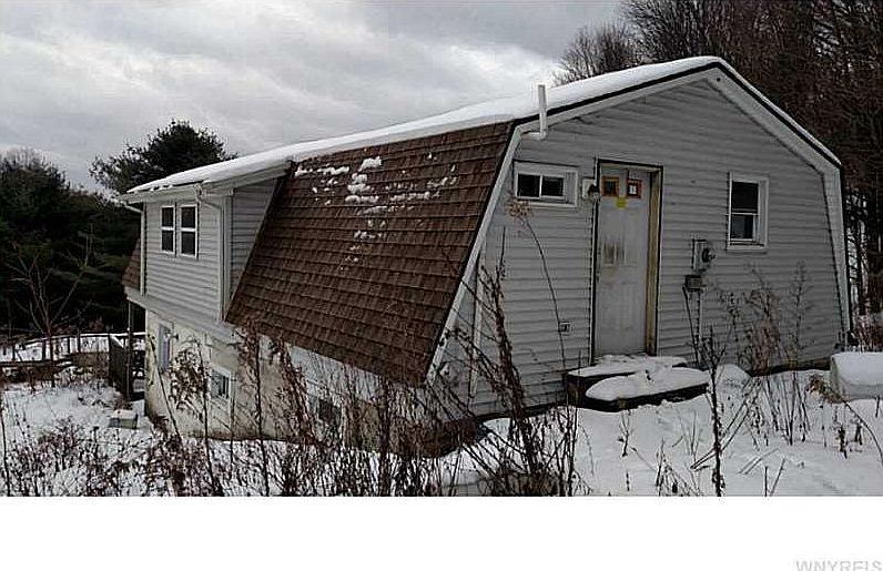 2nd image of 6239 Allentown Rd