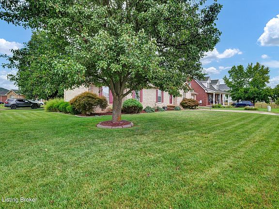 2nd image of 112 Tyler Dr