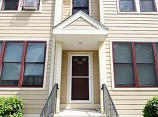 216 Humboldt Ave, Boston, MA 02121
