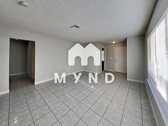 3rd image of 1403 Bradhurst Ct