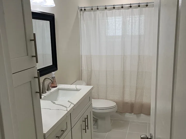 Main bathroom