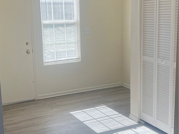 3rd image of 2403 24th St #C
