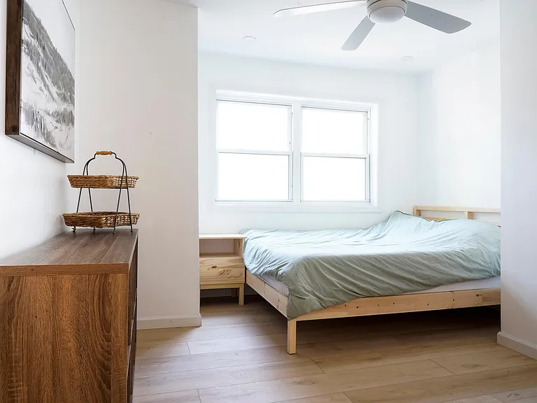 400 McCabe Ave #1 — Photo 9