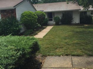 63 Rhus Plz, Monroe Township, NJ 08831