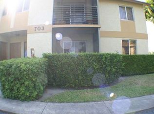 703 Gardens Dr APT 104, Pompano Beach, FL 33069