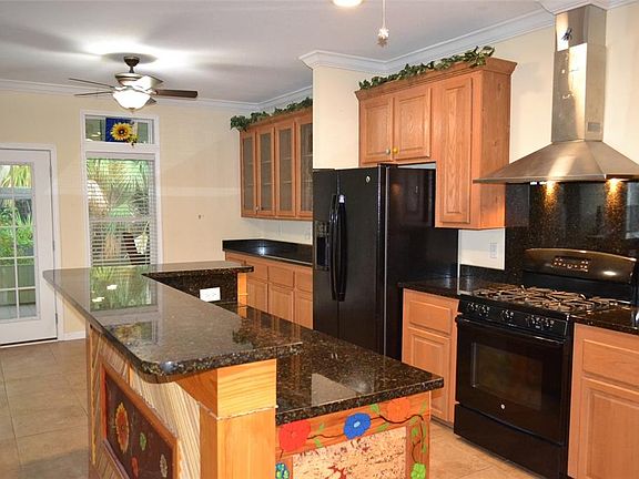 4th image of 3531 70TH AVENUE E
