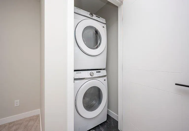 562 Seton Cir SE #305 — Photo 33