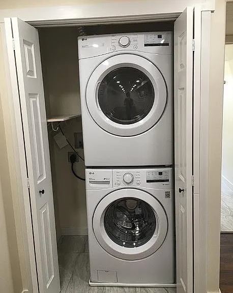 287 W 500 N #B — Photo 11