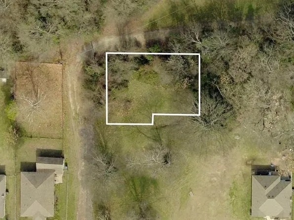 Forrest Ave, Mount Pleasant, TX 75455